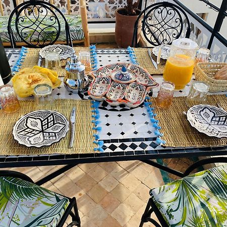 Riad & Spa Sous Le Soleil Chez Jerome Et Pamela Ch Lagon Marrakesh Bagian luar foto